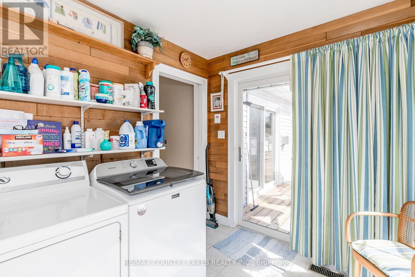 98 Turtle Path, Ramara, ON - Indoor Photo Showing Laundry Room