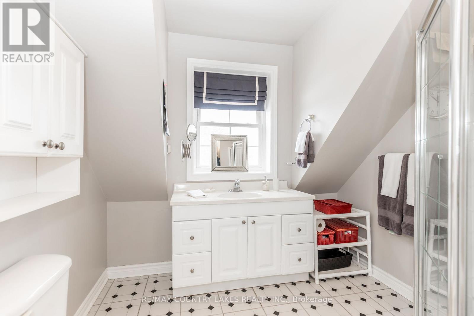 98 Turtle Path, Ramara, ON - Indoor Photo Showing Bathroom