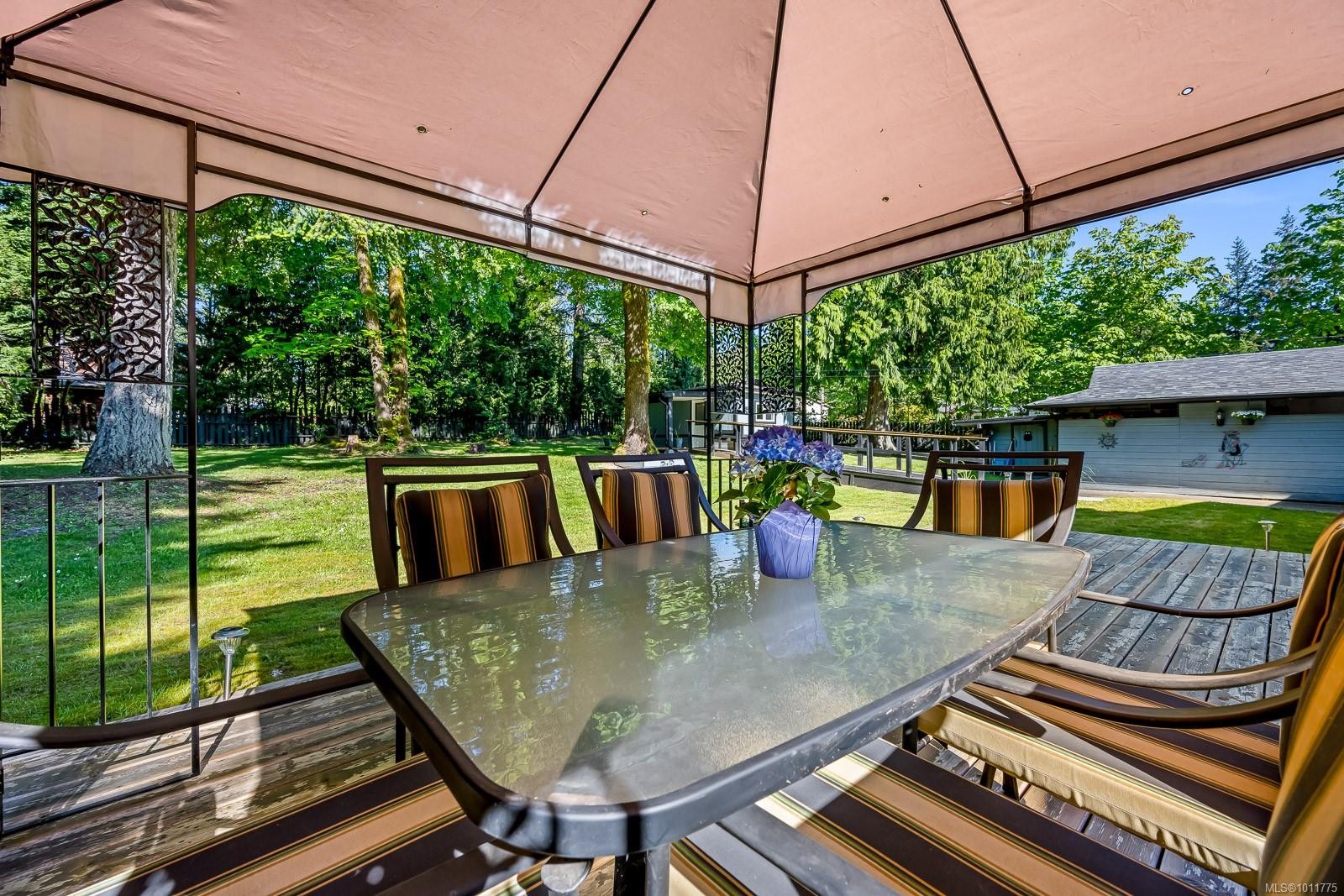 1307 Anderton Rd, Comox, BC