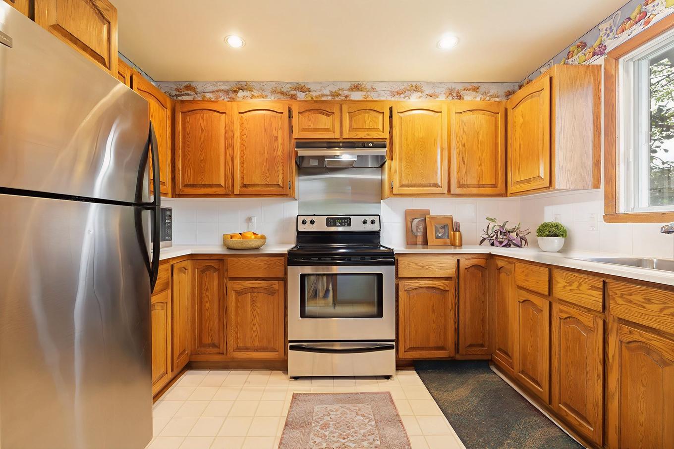 Cuisine - 1459 Boul. Perrot, Notre-Dame-De-L'Île-Perrot, QC - Indoor Photo Showing Kitchen