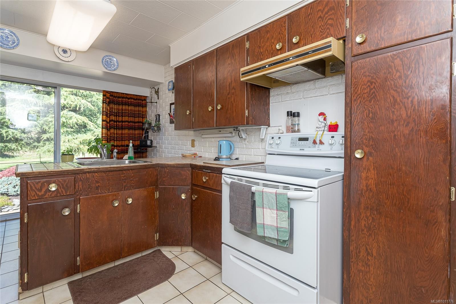 9992 Daniel St, Chemainus, BC