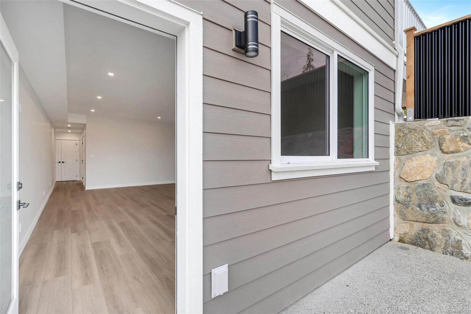 539 Bickford Way, Mill Bay, BC