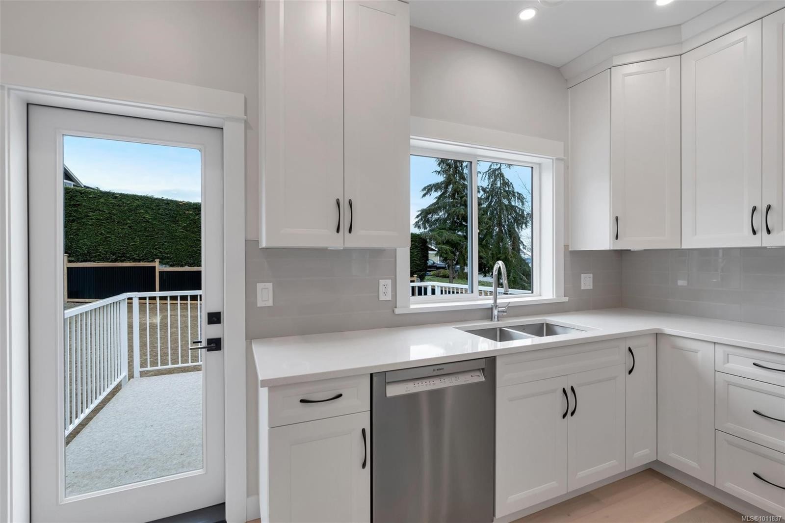 539 Bickford Way, Mill Bay, BC