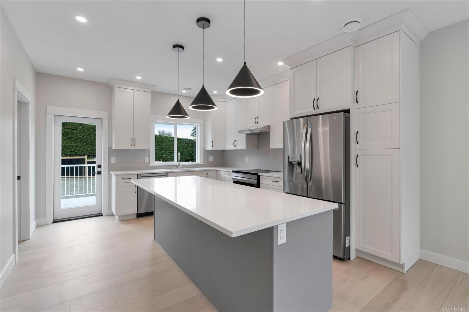 539 Bickford Way, Mill Bay, BC