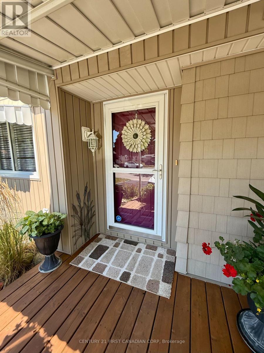 29 Maple Grove Court, South Huron (Stephen), ON - With Exterior