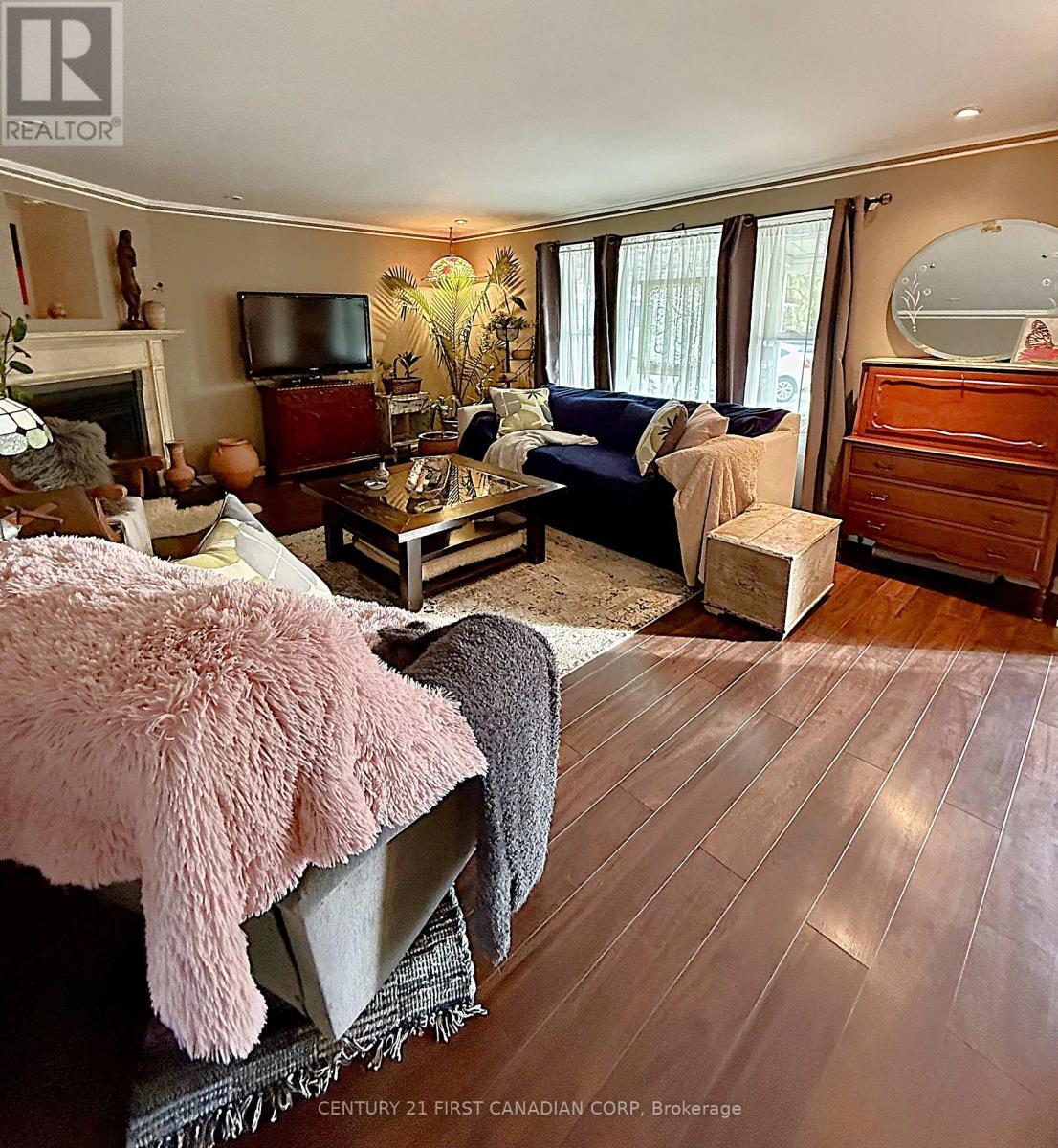 29 Maple Grove Court, South Huron (Stephen), ON - Indoor Photo Showing Bedroom