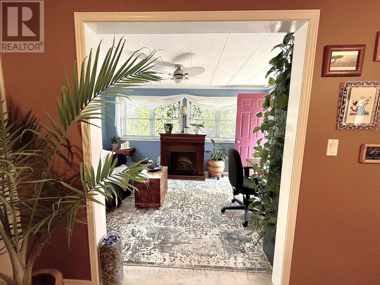 29 Maple Grove Court, South Huron (Stephen), ON - Indoor With Fireplace