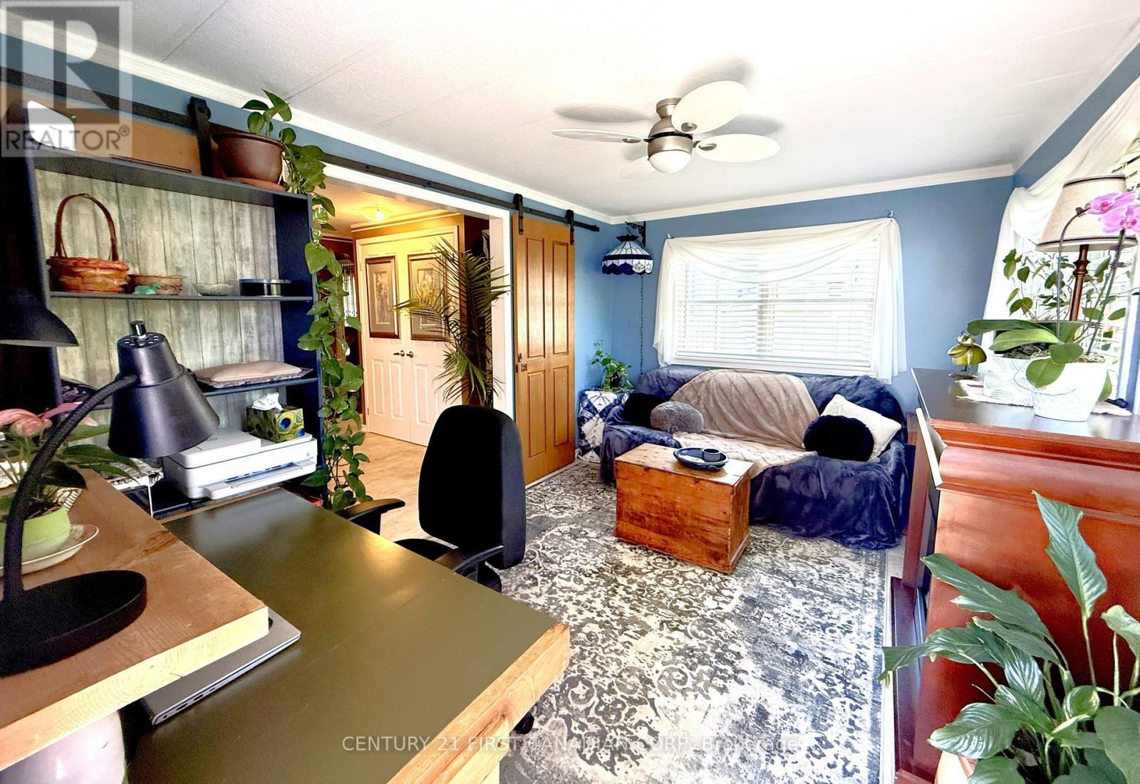 29 Maple Grove Court, South Huron (Stephen), ON - Indoor