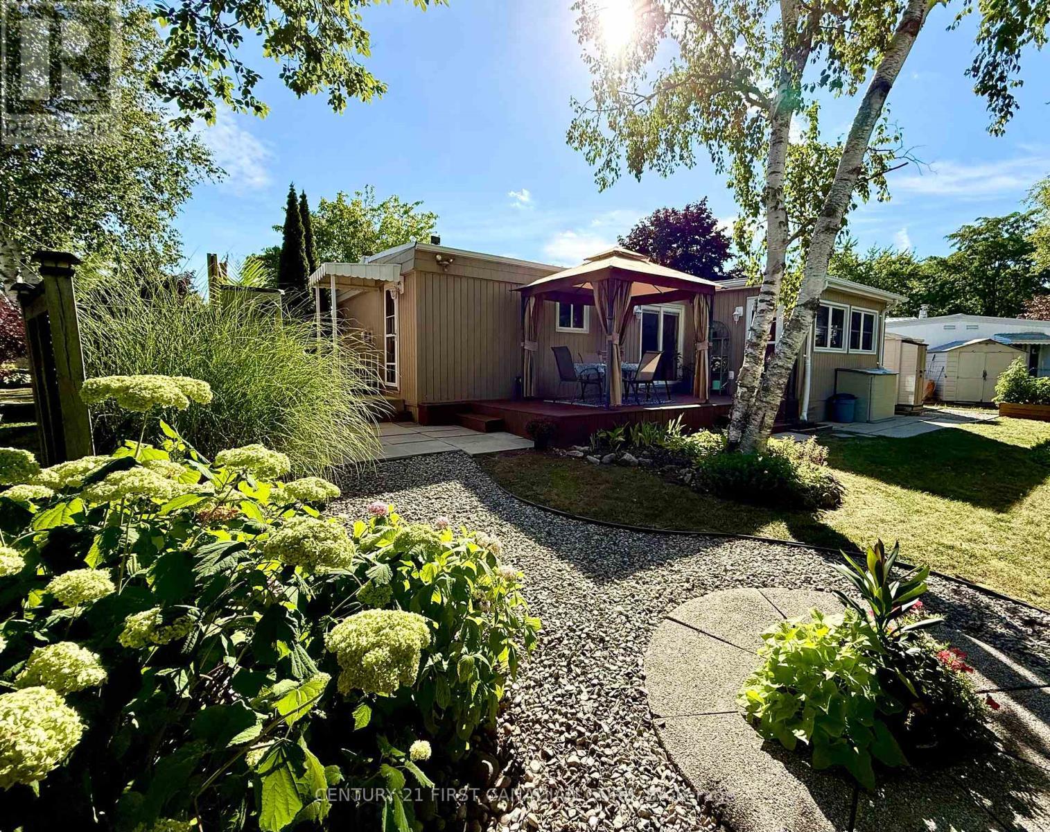 29 Maple Grove Court, South Huron (Stephen), ON - Outdoor