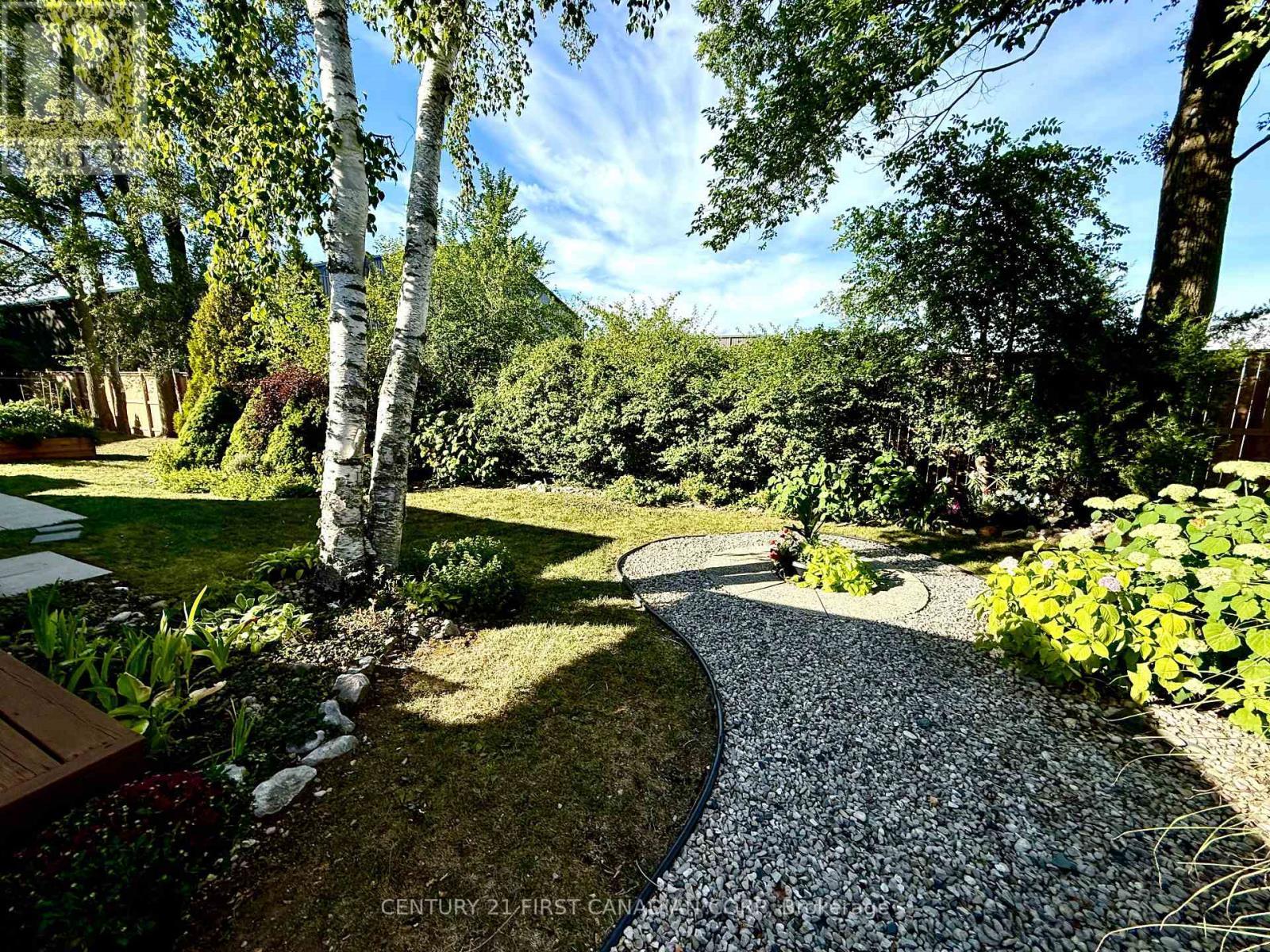 29 Maple Grove Court, South Huron (Stephen), ON - Outdoor