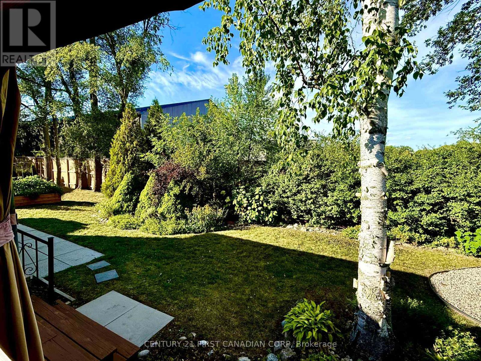 29 Maple Grove Court, South Huron (Stephen), ON - Outdoor