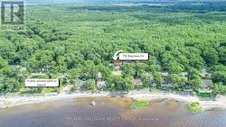 Location of property & public access lane to beach -