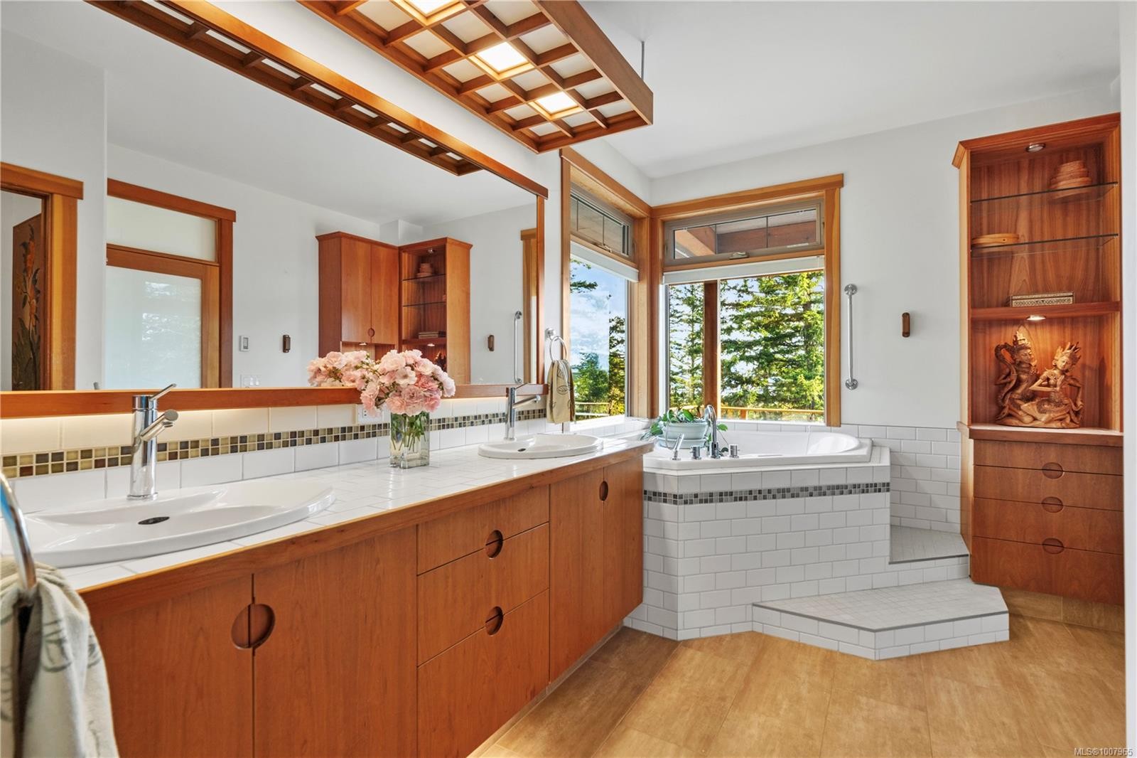 248 Suneagle Dr, Salt Spring, BC