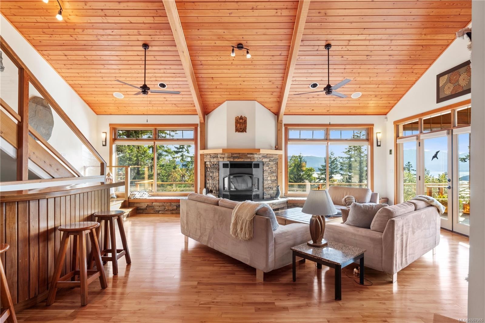 248 Suneagle Dr, Salt Spring, BC