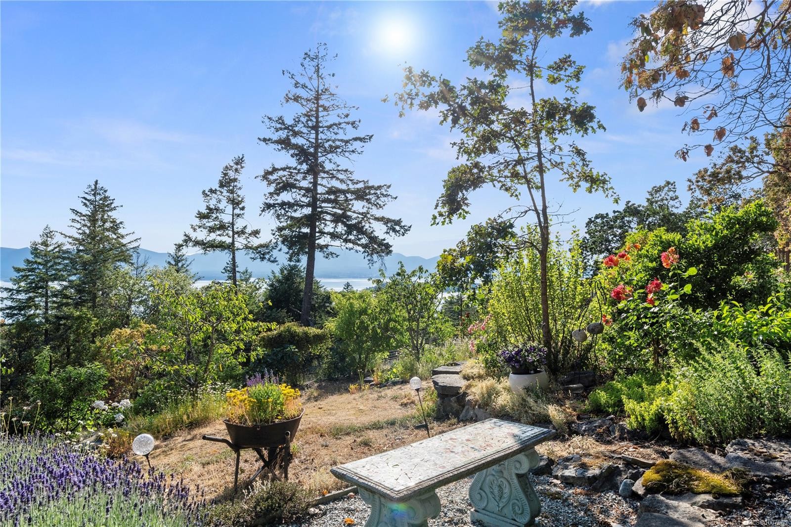 248 Suneagle Dr, Salt Spring, BC