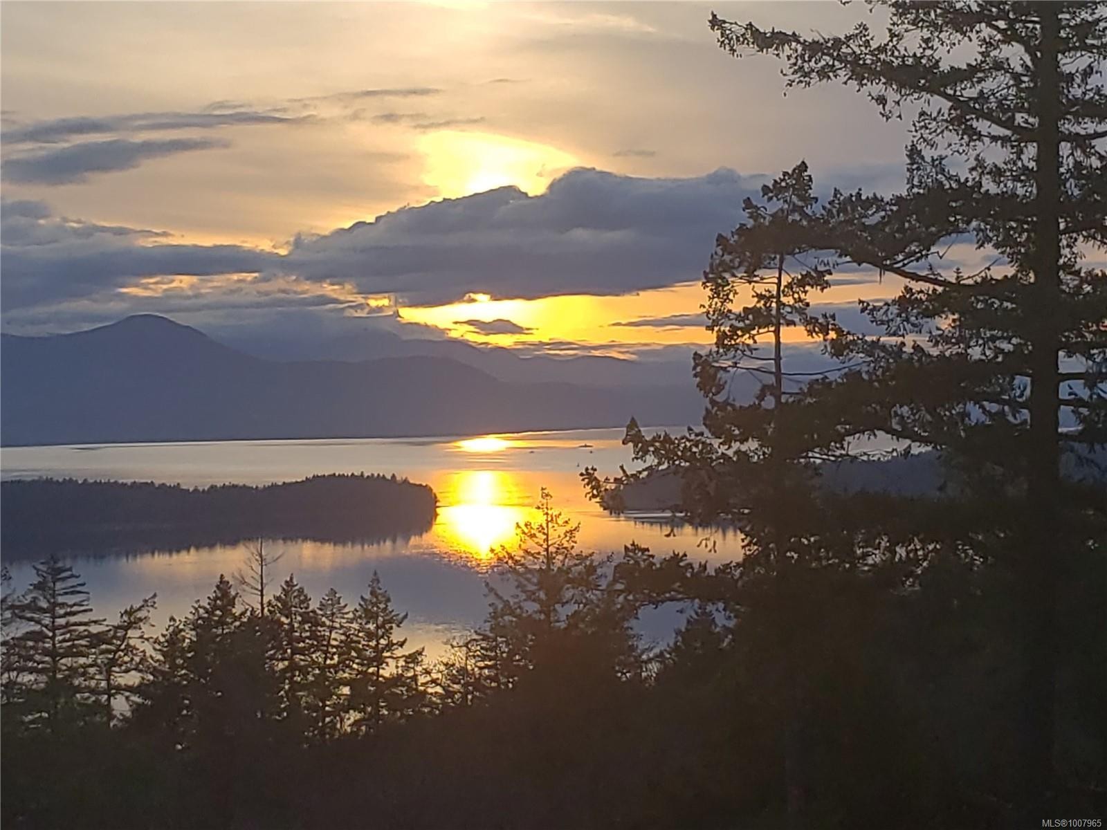 248 Suneagle Dr, Salt Spring, BC