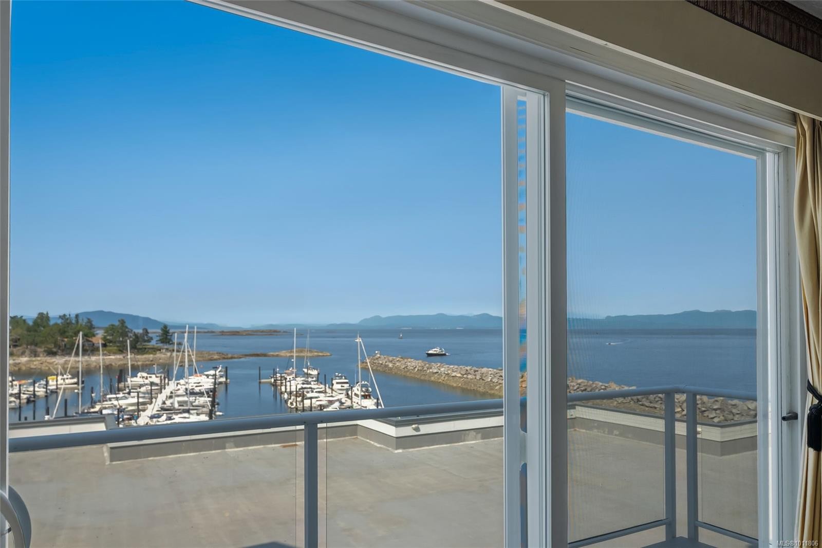 403-3555 Outrigger Rd, Nanoose Bay, BC - Outdoor With Body Of Water With View