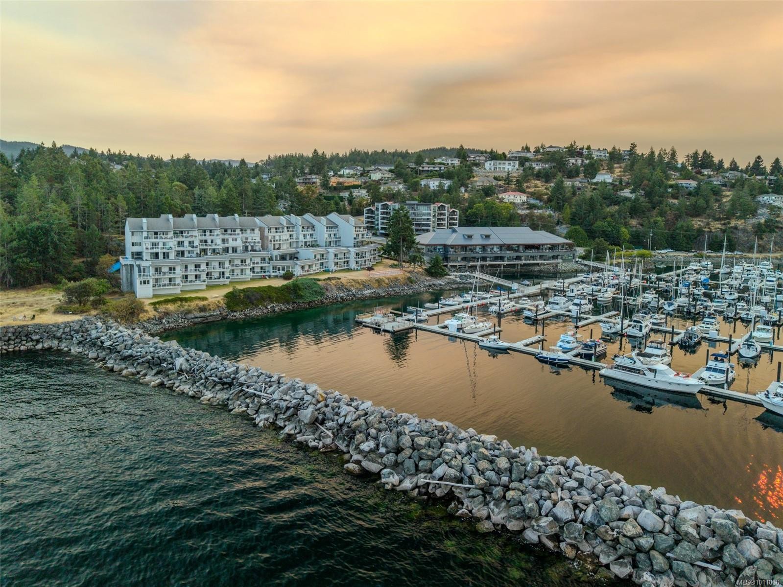 403-3555 Outrigger Rd, Nanoose Bay, BC - Outdoor With Body Of Water With View