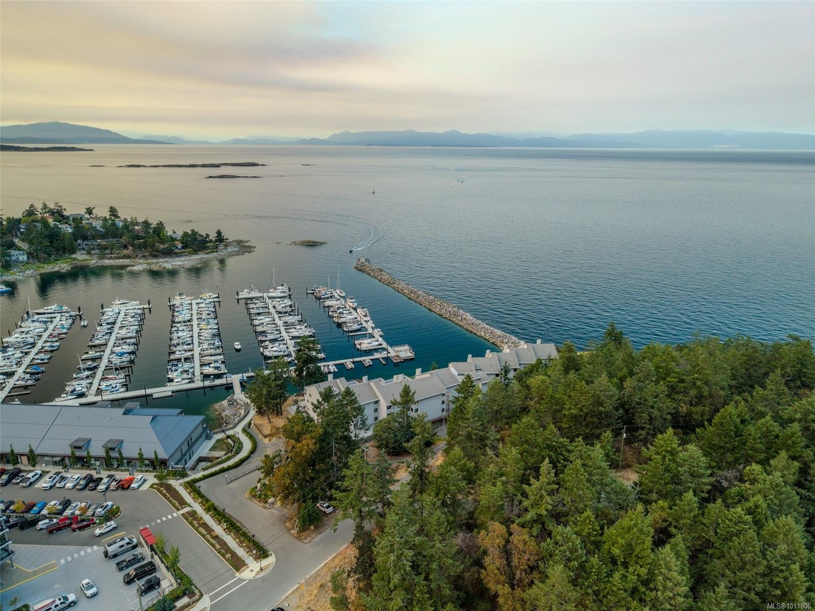 403-3555 Outrigger Rd, Nanoose Bay, BC - Outdoor With Body Of Water With View