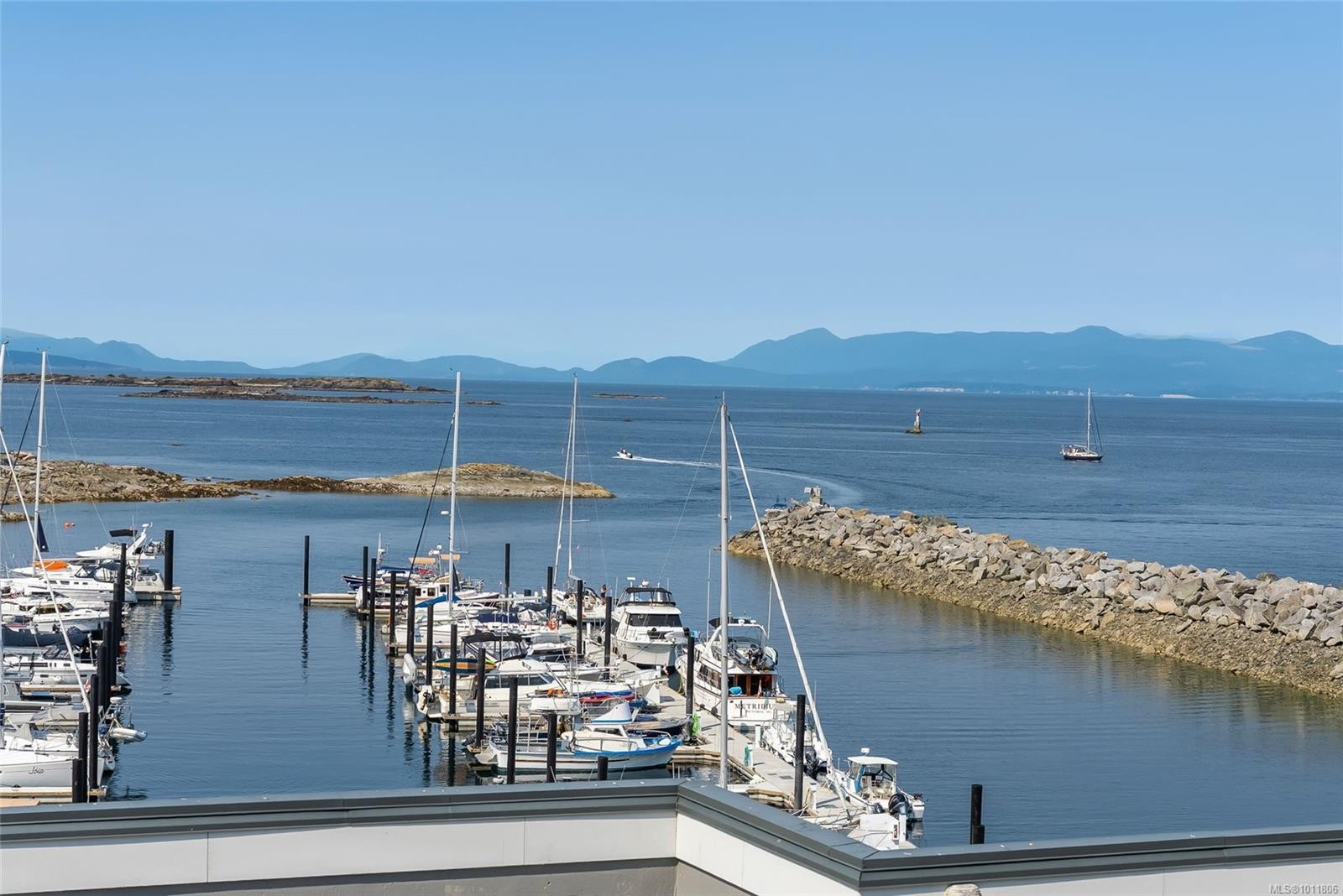403-3555 Outrigger Rd, Nanoose Bay, BC - Outdoor With Body Of Water With View