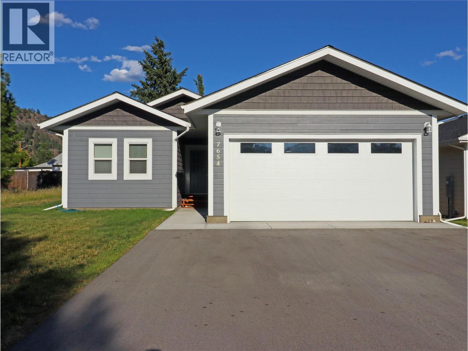 7654 18Th Street, Grand Forks, BC