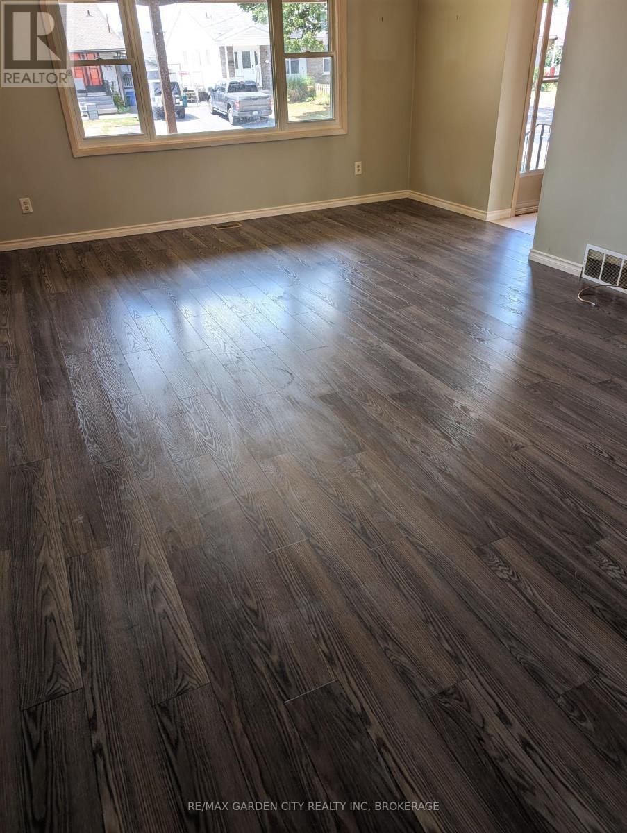 62 Allan Drive, St. Catharines (Fairview), ON - Indoor Photo Showing Other Room