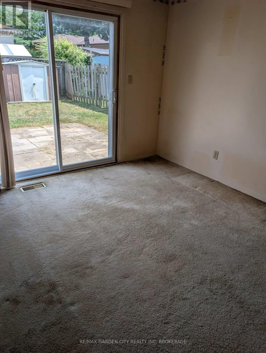 62 Allan Drive, St. Catharines (Fairview), ON - Indoor Photo Showing Other Room