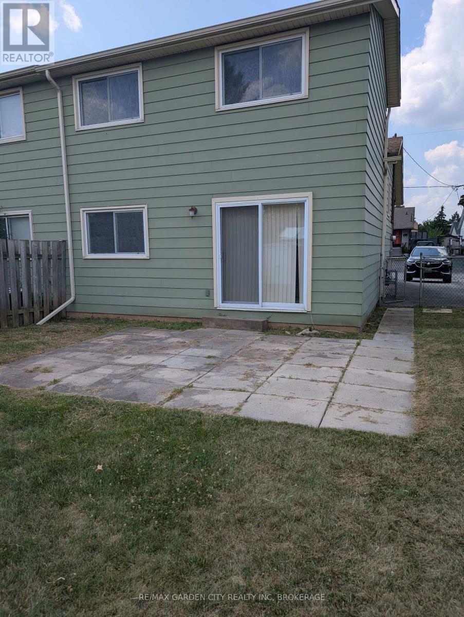 62 Allan Drive, St. Catharines (Fairview), ON - Outdoor With Exterior