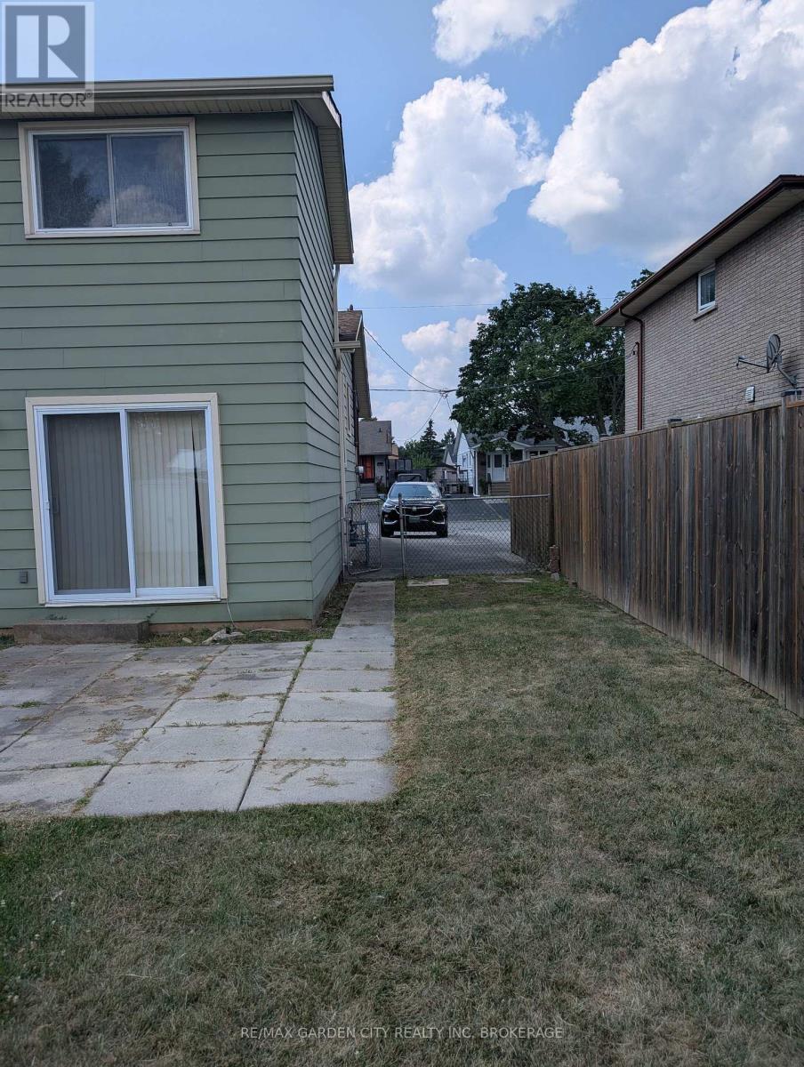 62 Allan Drive, St. Catharines (Fairview), ON - Outdoor