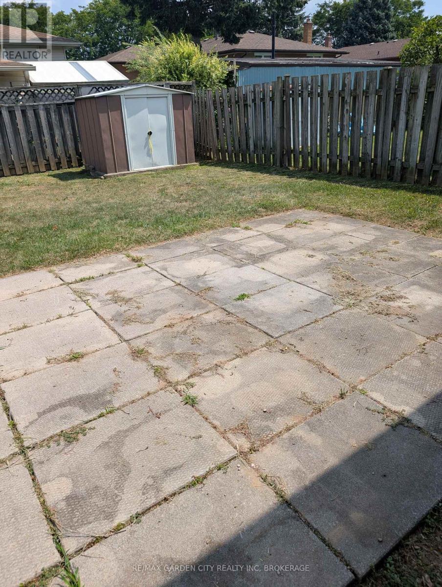 62 Allan Drive, St. Catharines (Fairview), ON - Outdoor