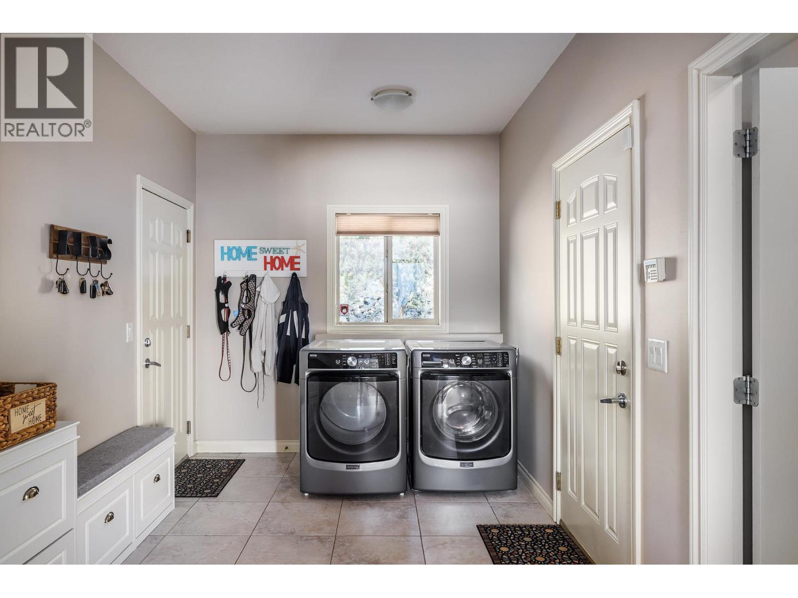 5165 Trepanier Bench Road Unit# 229, Peachland, BC - Indoor Photo Showing Laundry Room