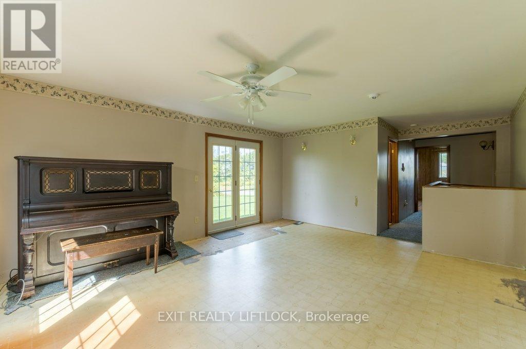 194 County Rd 10, Cavan Monaghan (Cavan Twp), ON - Indoor