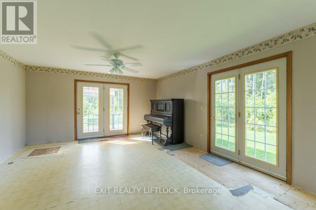 194 County Rd 10, Cavan Monaghan (Cavan Twp), ON - Indoor