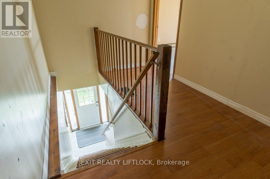 194 County Rd 10, Cavan Monaghan (Cavan Twp), ON - Indoor Photo Showing Other Room