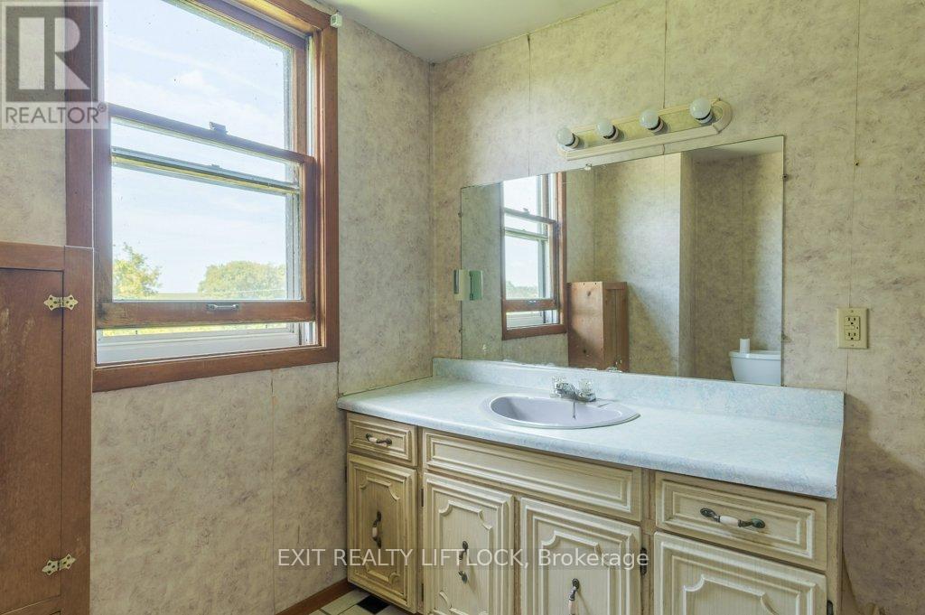 194 County Rd 10, Cavan Monaghan (Cavan Twp), ON - Indoor