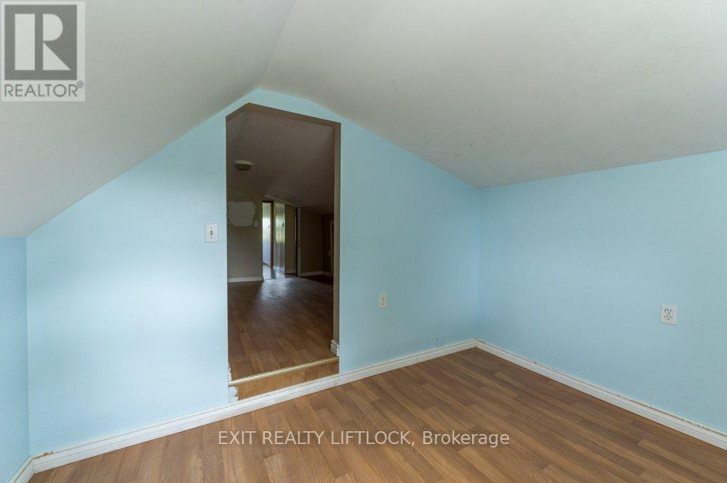 194 County Rd 10, Cavan Monaghan (Cavan Twp), ON - Indoor Photo Showing Other Room