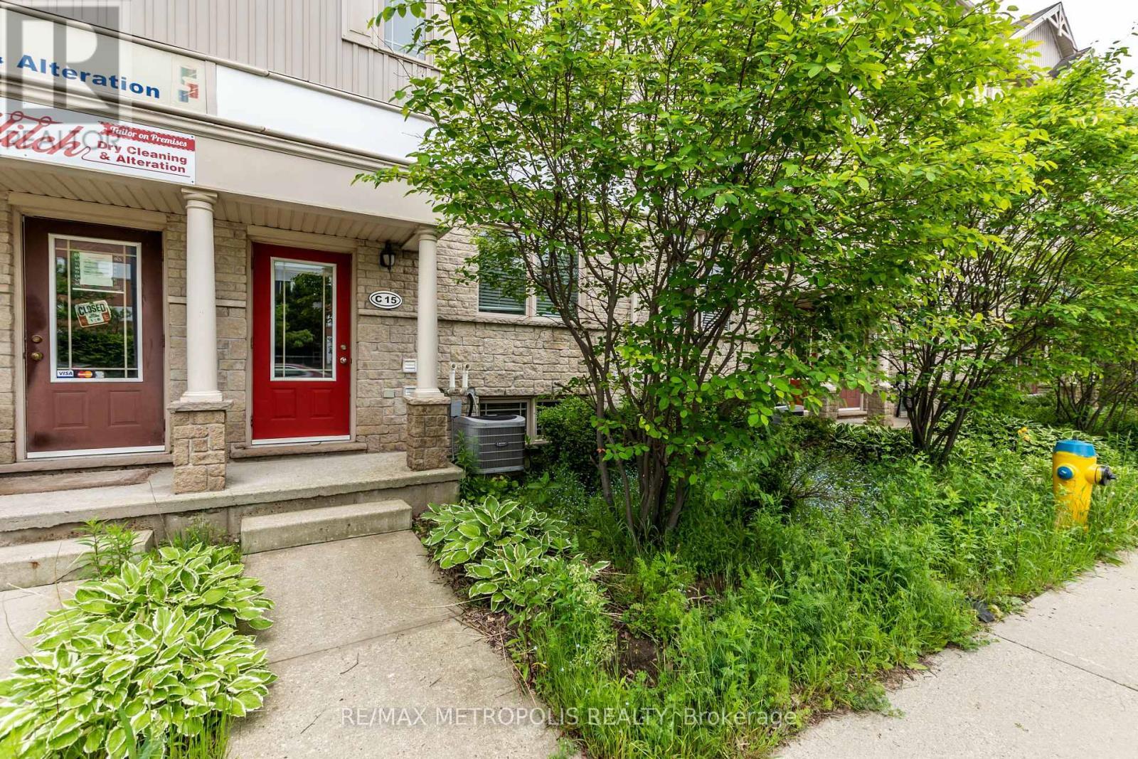 C15 - 619 Wild Ginger Avenue, Waterloo, ON - Outdoor