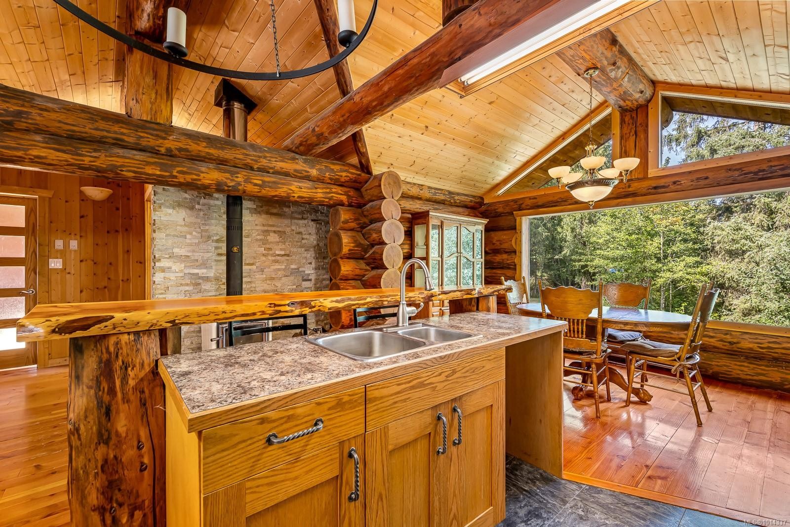 4867 Lorna Lane, Campbell River, BC