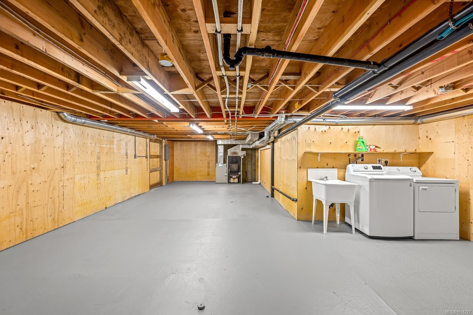 4867 Lorna Lane, Campbell River, BC