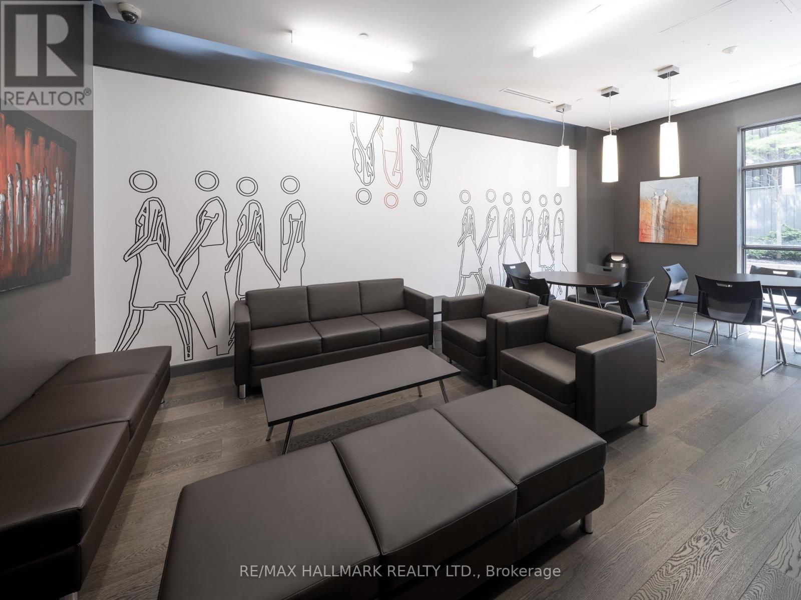 705 - 132 Berkeley Street, Toronto, ON - Indoor Photo Showing Other Room