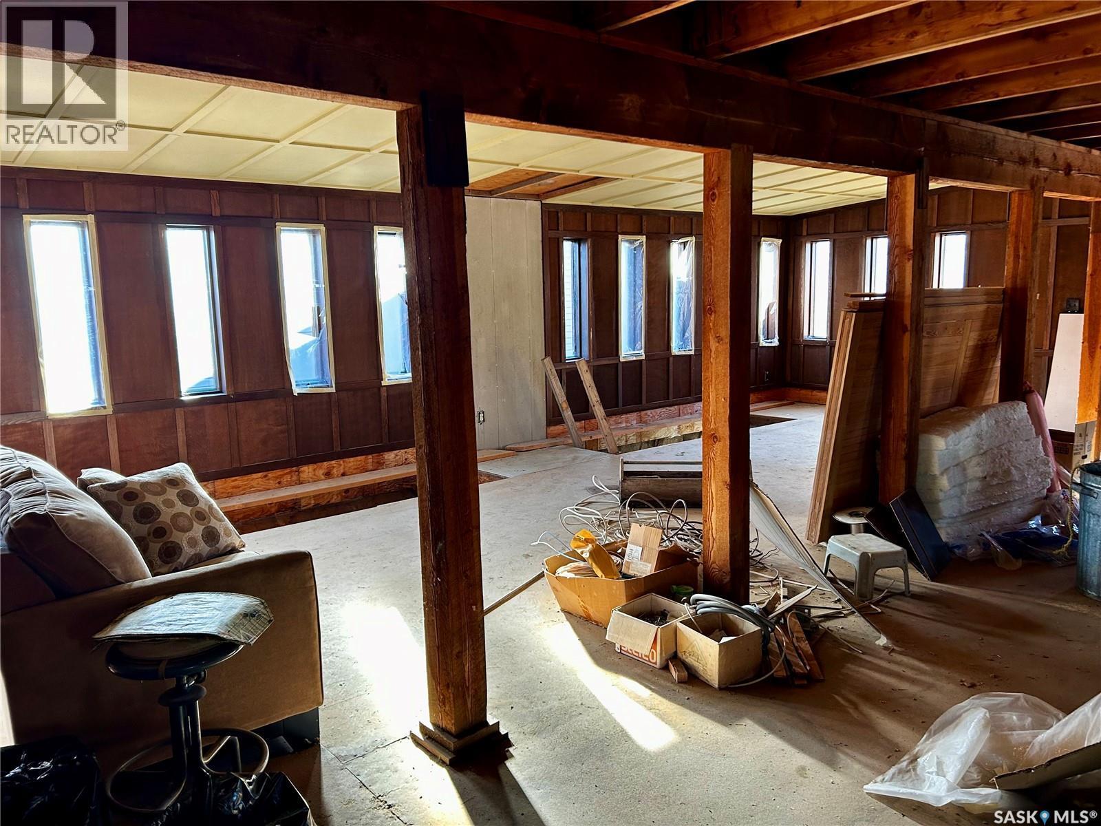 9 Mccordick Street, Shields, SK - Indoor