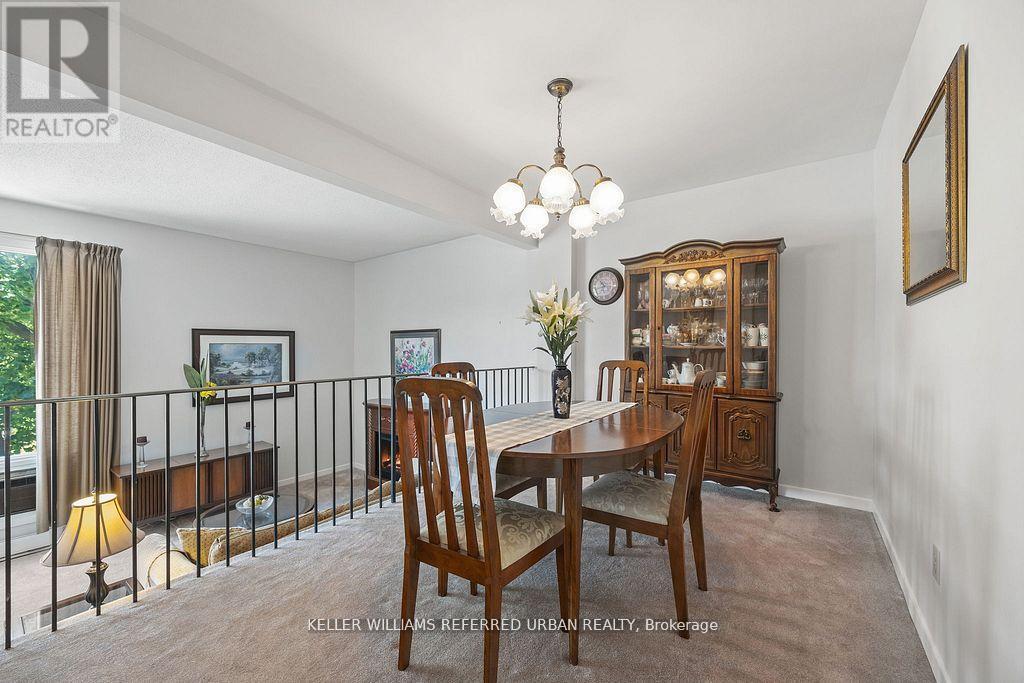 2 Sebastian Cabot Way, Toronto, ON - Indoor Photo Showing Dining Room