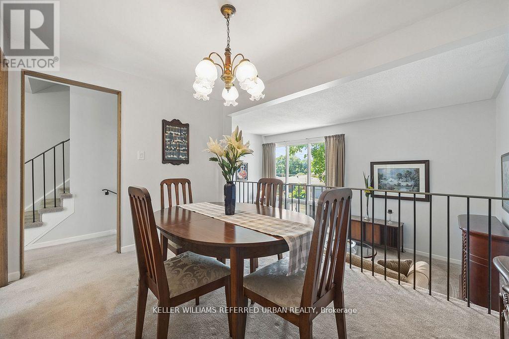 2 Sebastian Cabot Way, Toronto, ON - Indoor Photo Showing Dining Room
