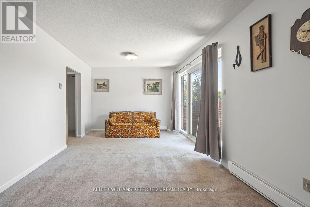 2 Sebastian Cabot Way, Toronto, ON - Indoor Photo Showing Other Room