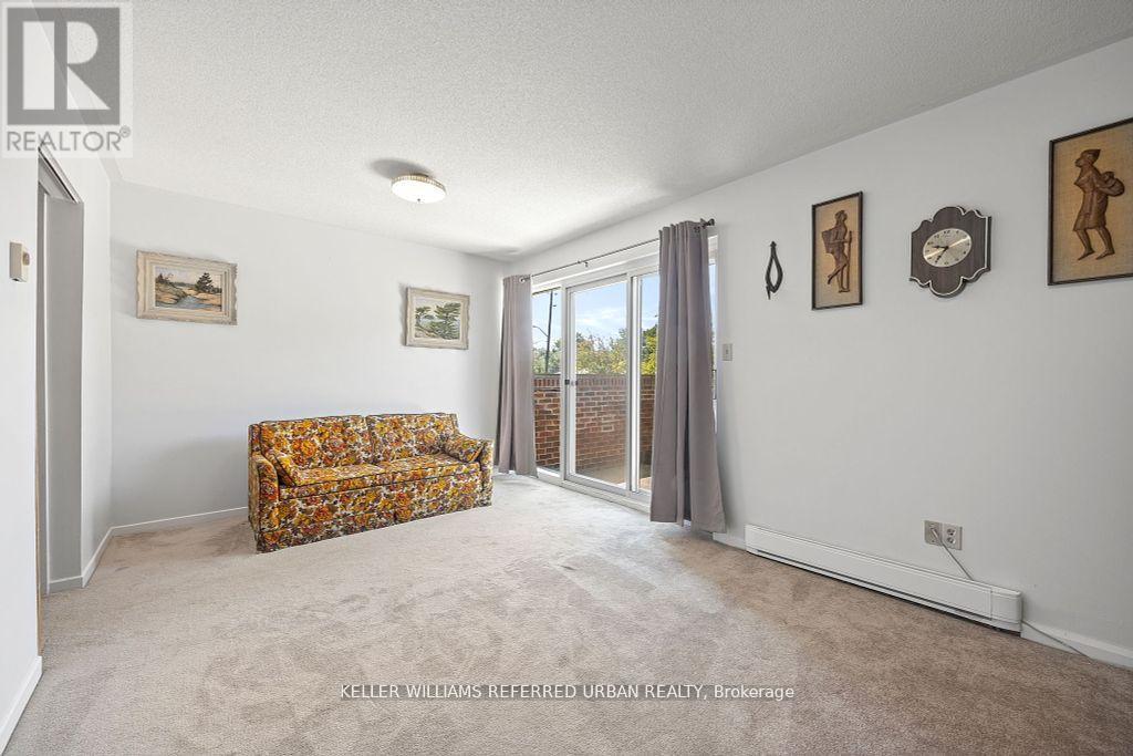 2 Sebastian Cabot Way, Toronto, ON - Indoor Photo Showing Other Room