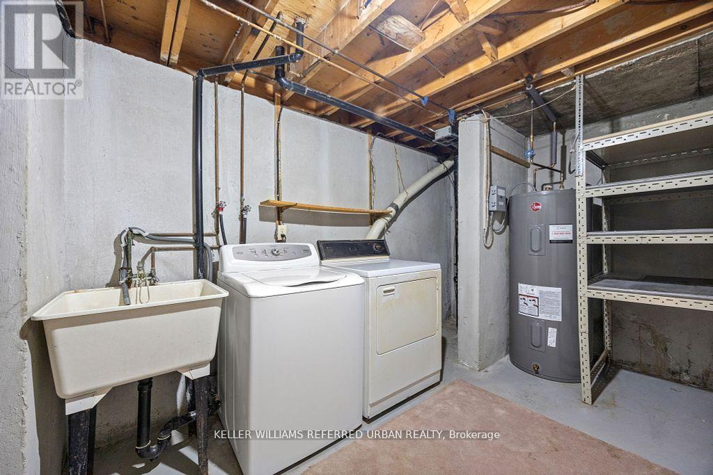 2 Sebastian Cabot Way, Toronto, ON - Indoor Photo Showing Laundry Room