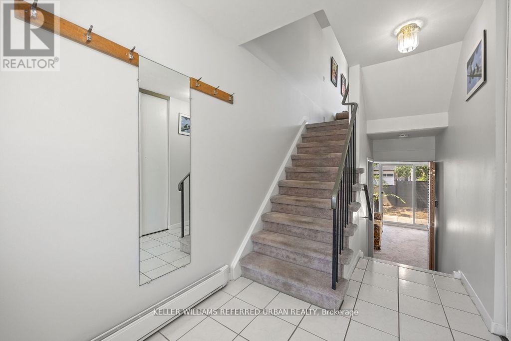 2 Sebastian Cabot Way, Toronto, ON - Indoor Photo Showing Other Room