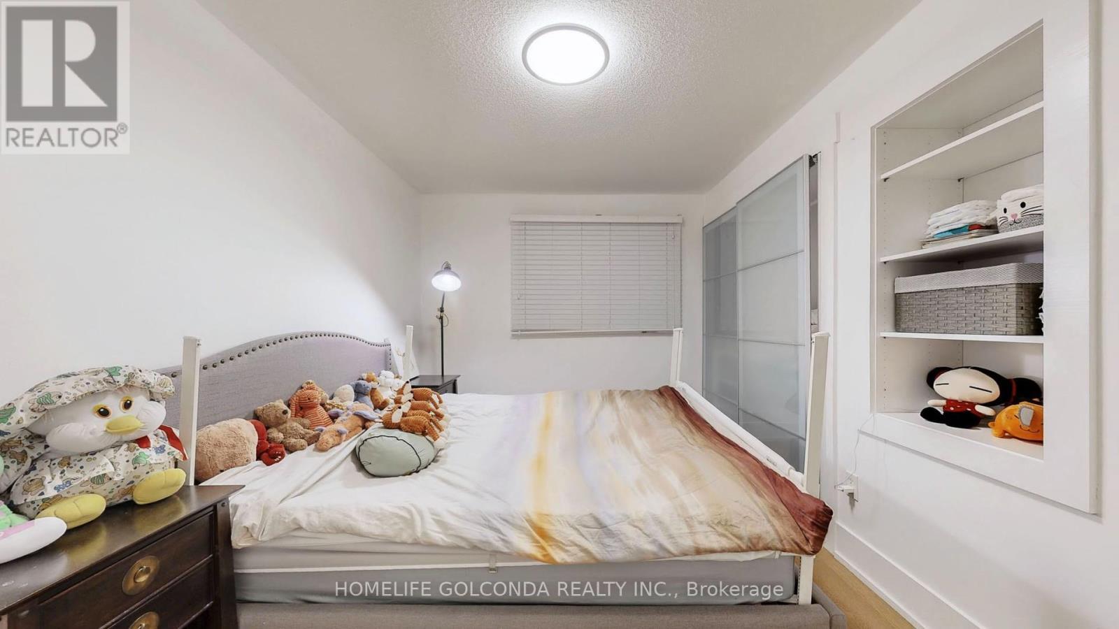 54 Senator Reesor'S Drive, Markham, ON - Indoor Photo Showing Bedroom