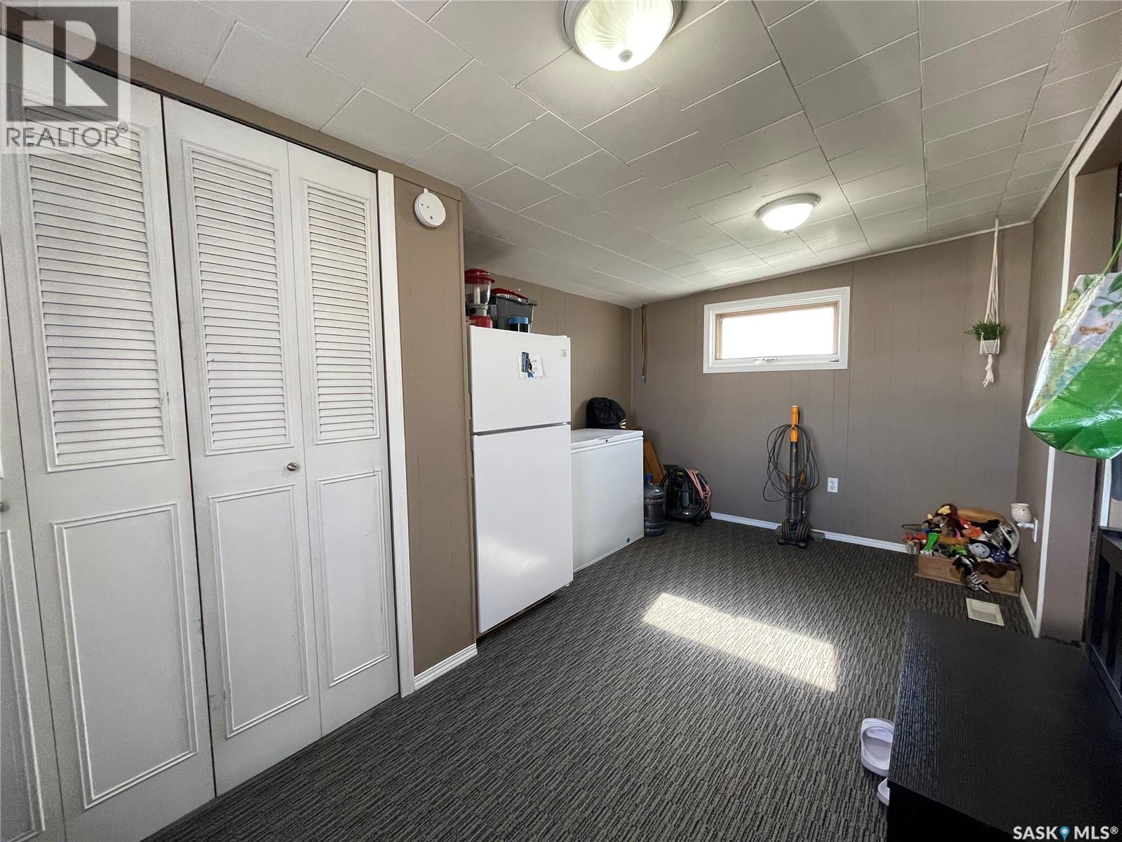 75 Jackson Drive, Kindersley, SK