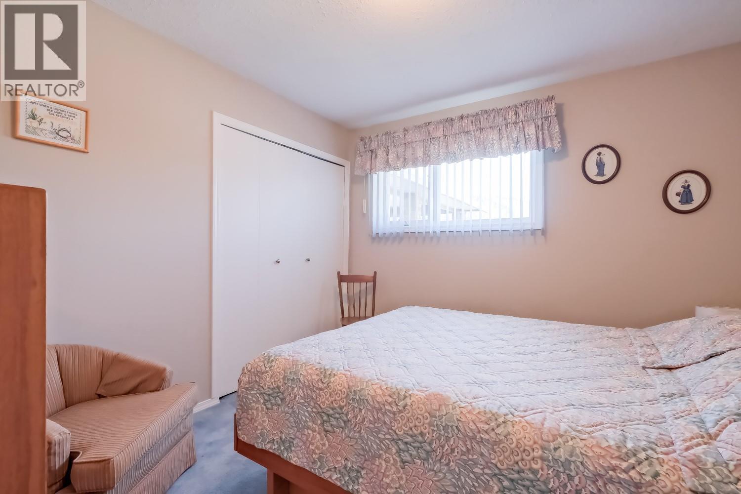 13391 Mcclure Place, Summerland, BC - Indoor Photo Showing Bedroom